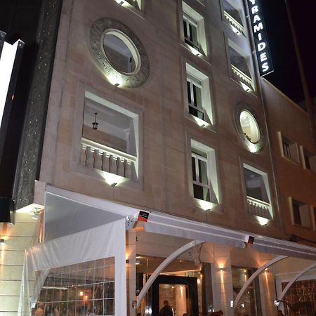 Hotel-Cafe-Restaurant Pyramides, Taza Ngoại thất bức ảnh
